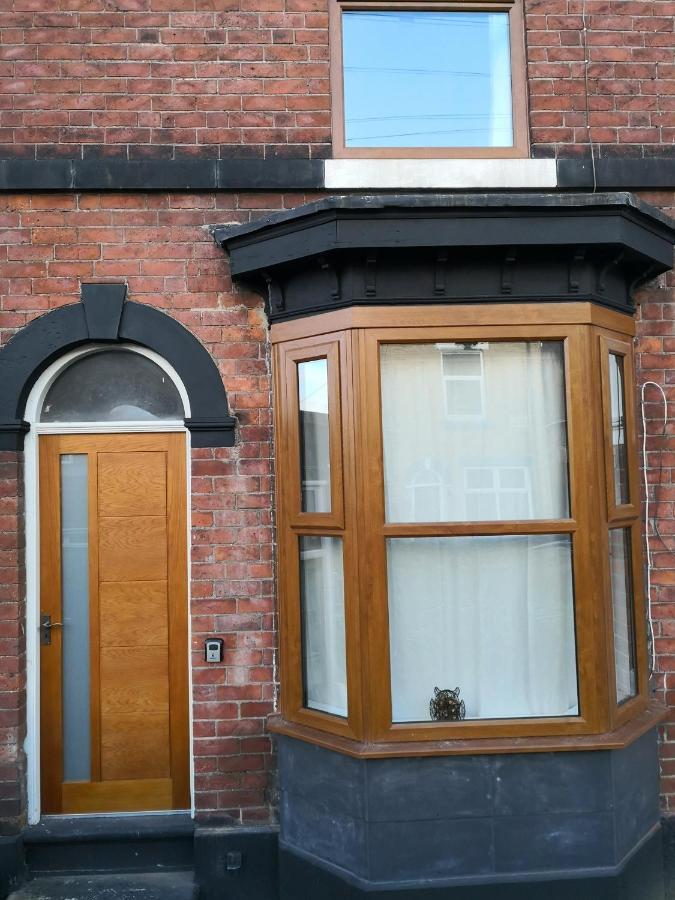 Sheffield 3-Bedroom House With Free Street Parking Exterior photo